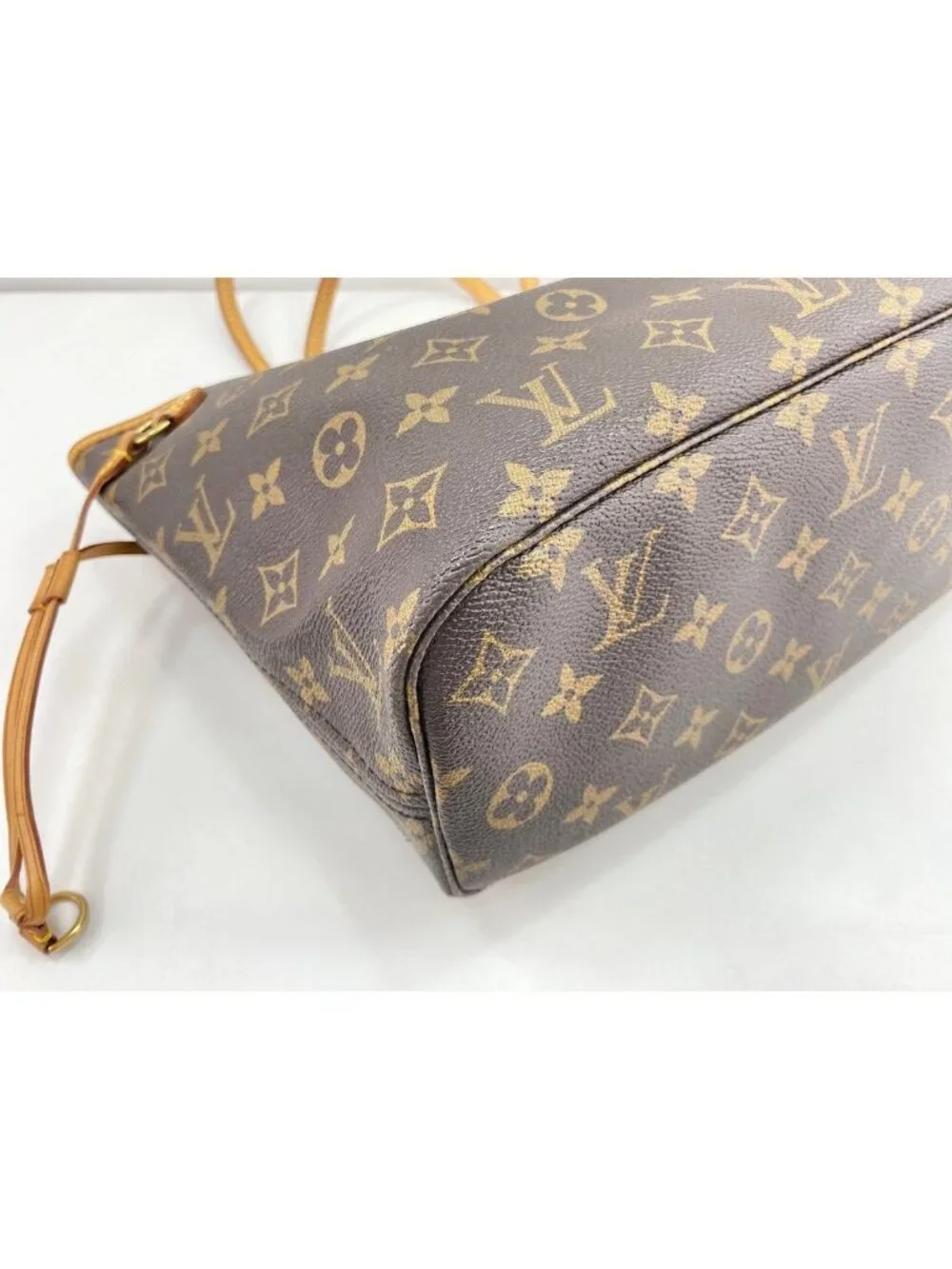 Louis Vuitton Handbag Neverfull PM